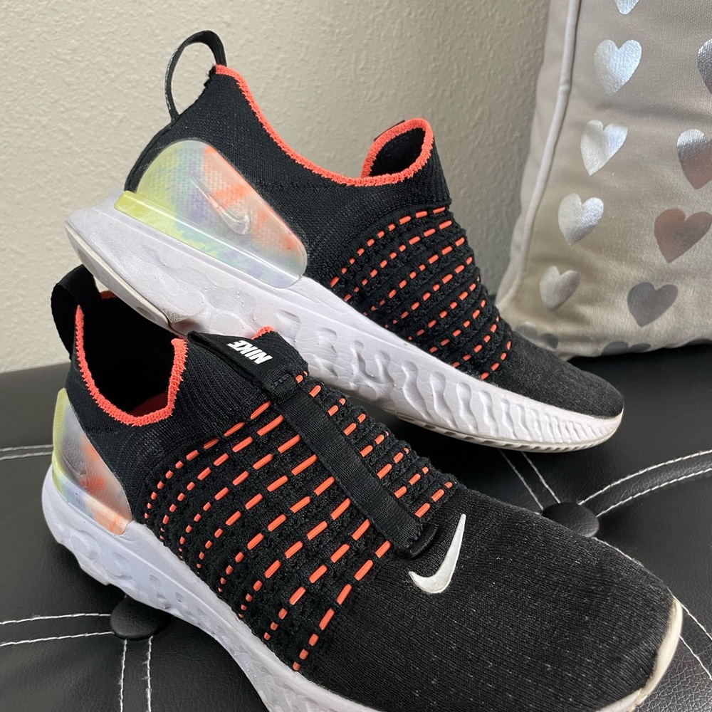 NIKE Phantom Black Sock Sneakers Sz 8